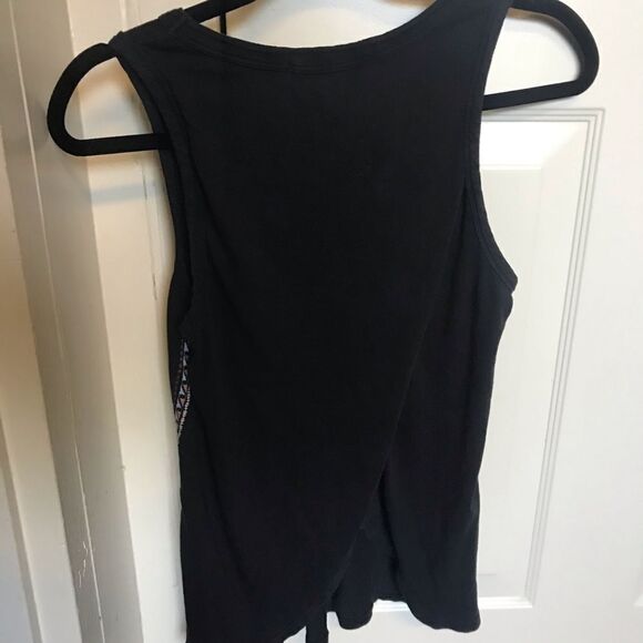 DOLAN BLACK CRISS CROSS BACK TANK - Picture 4 of 4